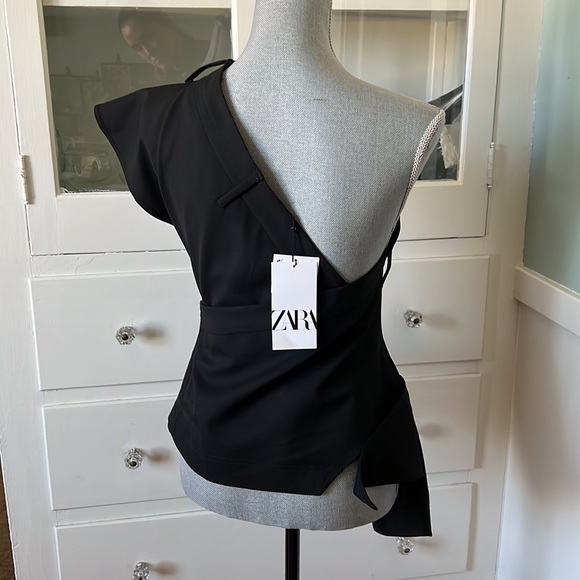 Rare amazing Zara Limited asymmetric black pant top with working zipper NWT - Picture 10 of 13